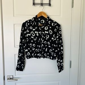 Cropped Button-down Leopard Top